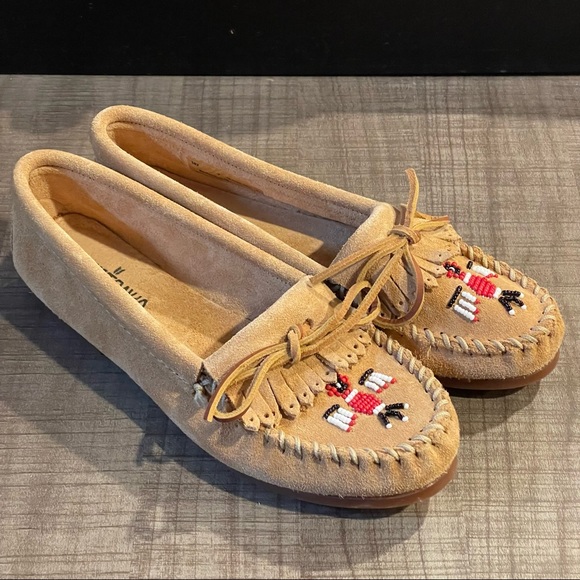 Minnetonka Brown Suede Women’s Thunderbird Beaded Moccasin Size 7 - Picture 9 of 12